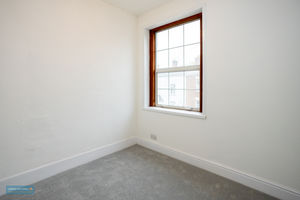 Bedroom- click for photo gallery